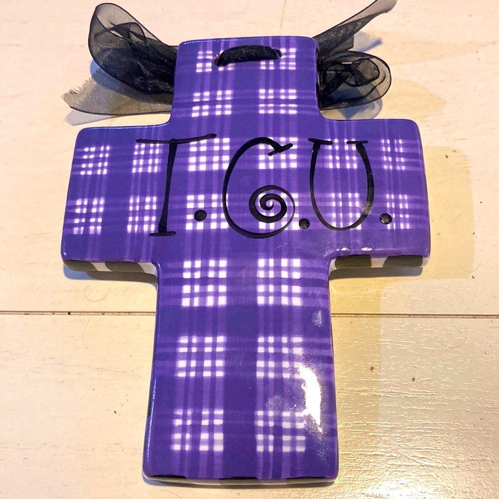 TCU HORNED FROGS HAND PAINTED CROSS WITH BLACK BOW TIED AT TOP!  GLASS MATERIAL